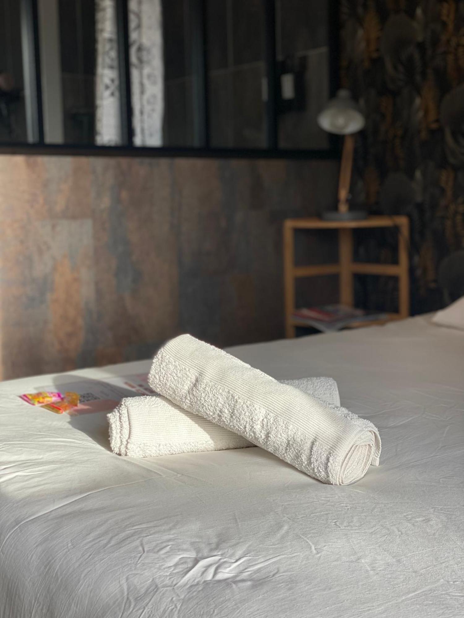 Kazeths Chambre Chez L'Habitant Toulouse Luaran gambar